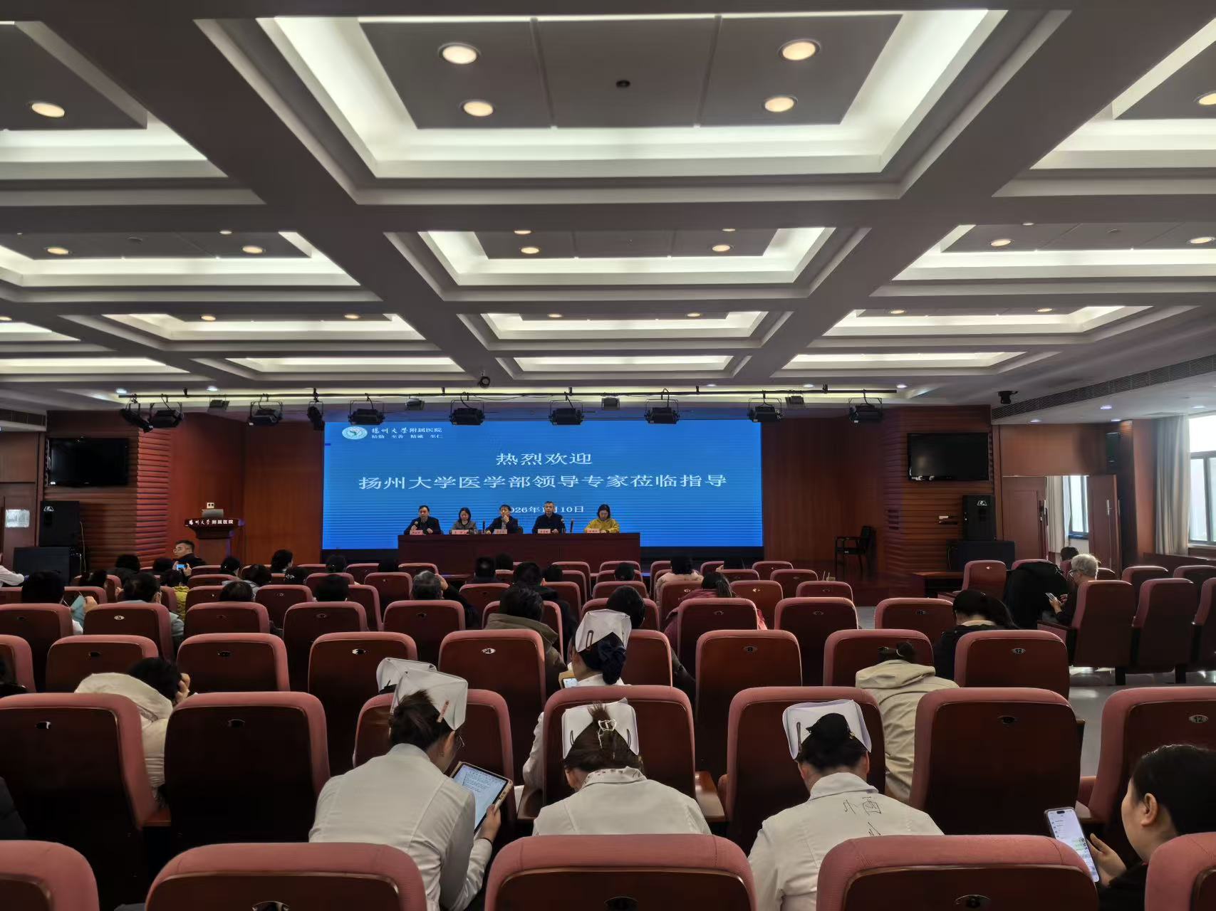 莅临.jpg 莅临.jpg